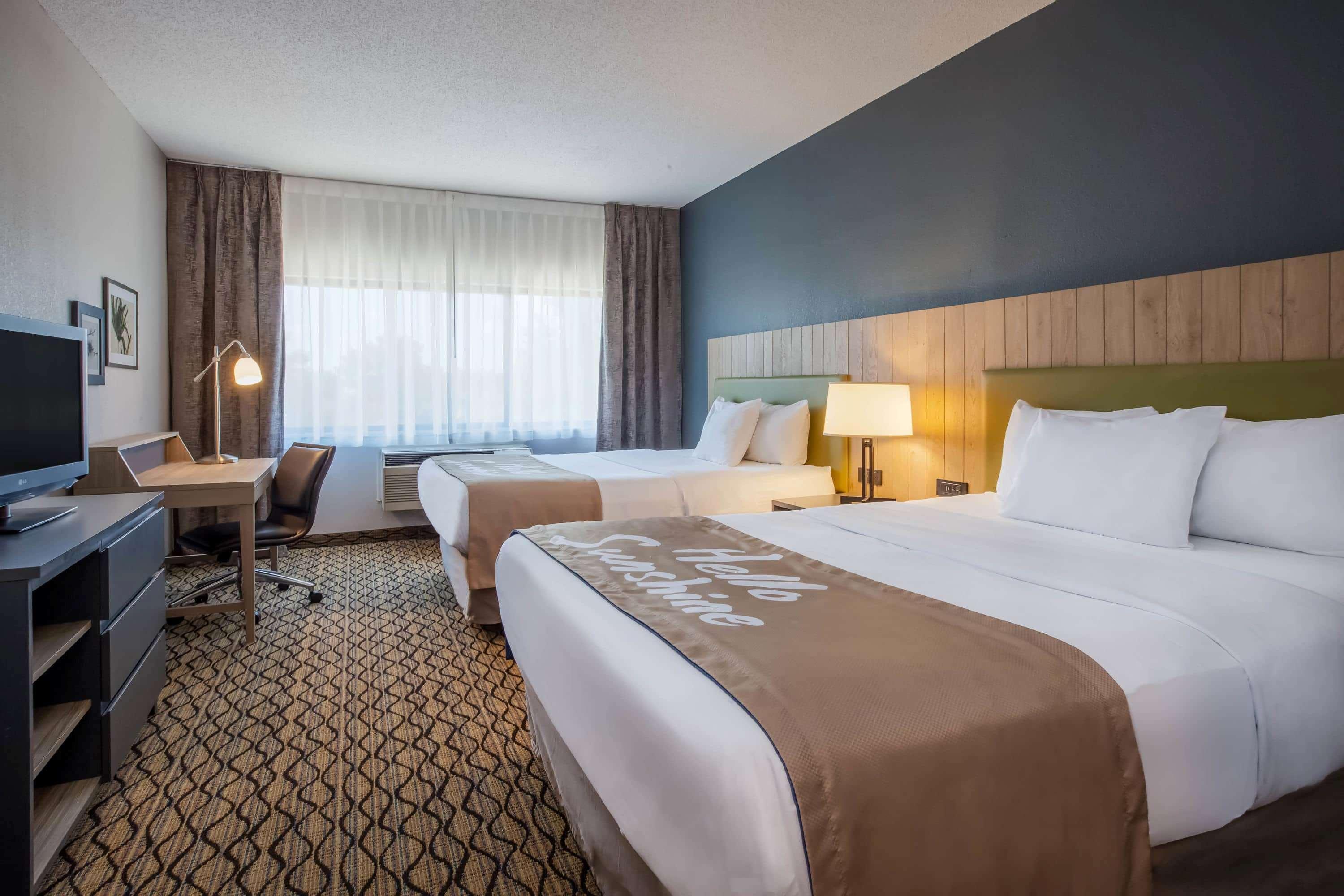 Days Inn&Suites by Wyndham Rochester Hills MI Exterior foto